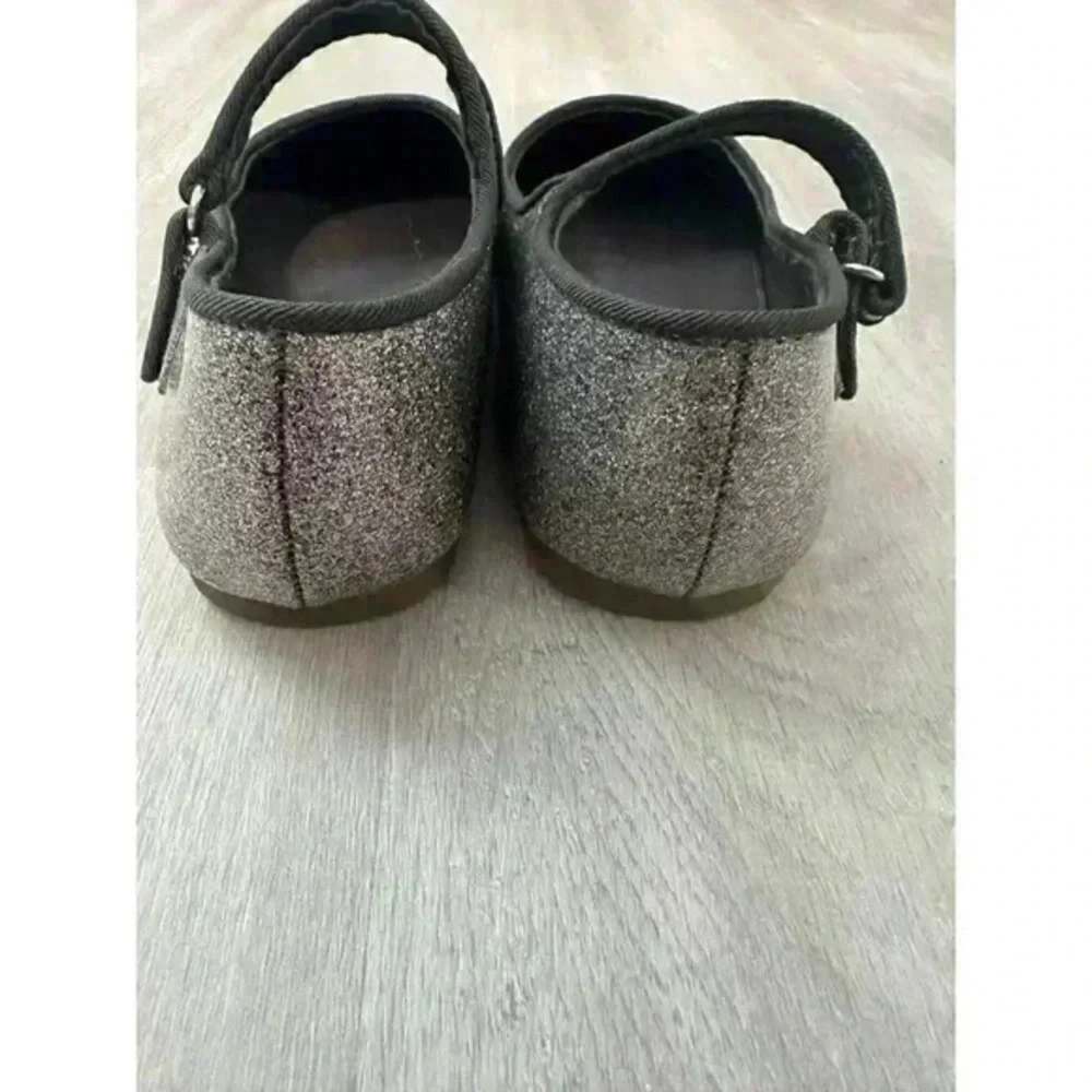 ZABA Kids Girls Glitter Mary Jane Flats Sparkle Silver Strap Shoes Size 27 us 9‎